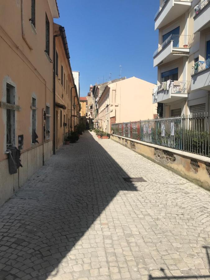 B E B Riviera Di Levante Terracina Kültér fotó