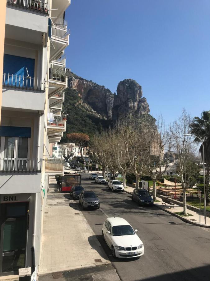 B E B Riviera Di Levante Terracina Kültér fotó