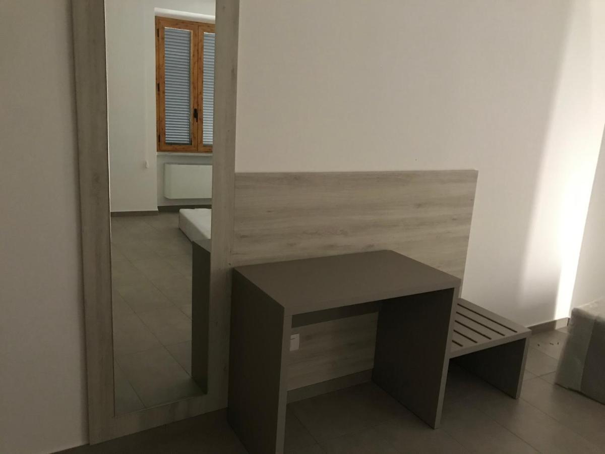 B E B Riviera Di Levante Terracina Kültér fotó