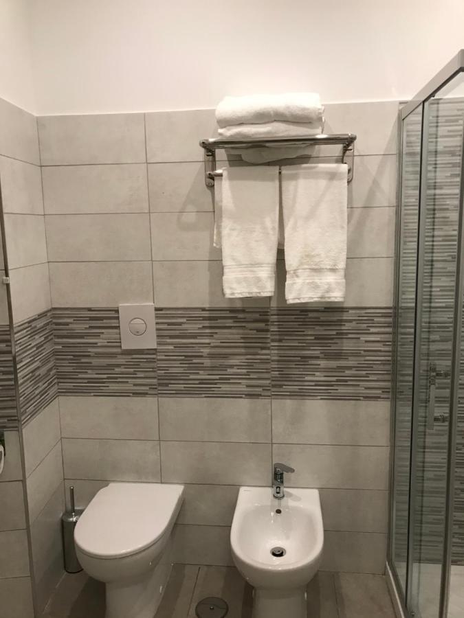 B E B Riviera Di Levante Terracina Kültér fotó